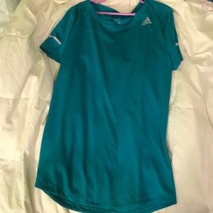 greenish blue short sleeve workout/running shirt